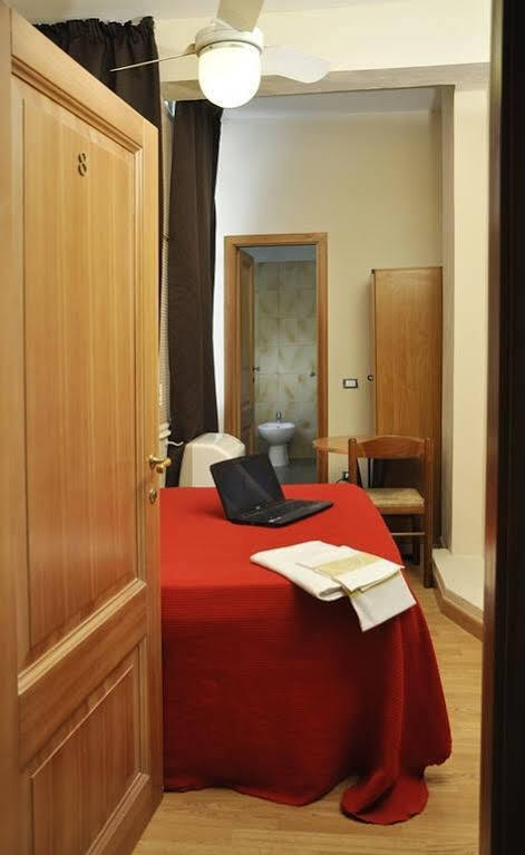 Hotel Por Santa Maria Φλωρεντία Εξωτερικό φωτογραφία