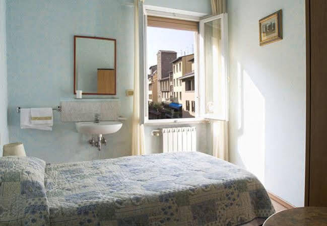 Hotel Por Santa Maria Φλωρεντία Εξωτερικό φωτογραφία