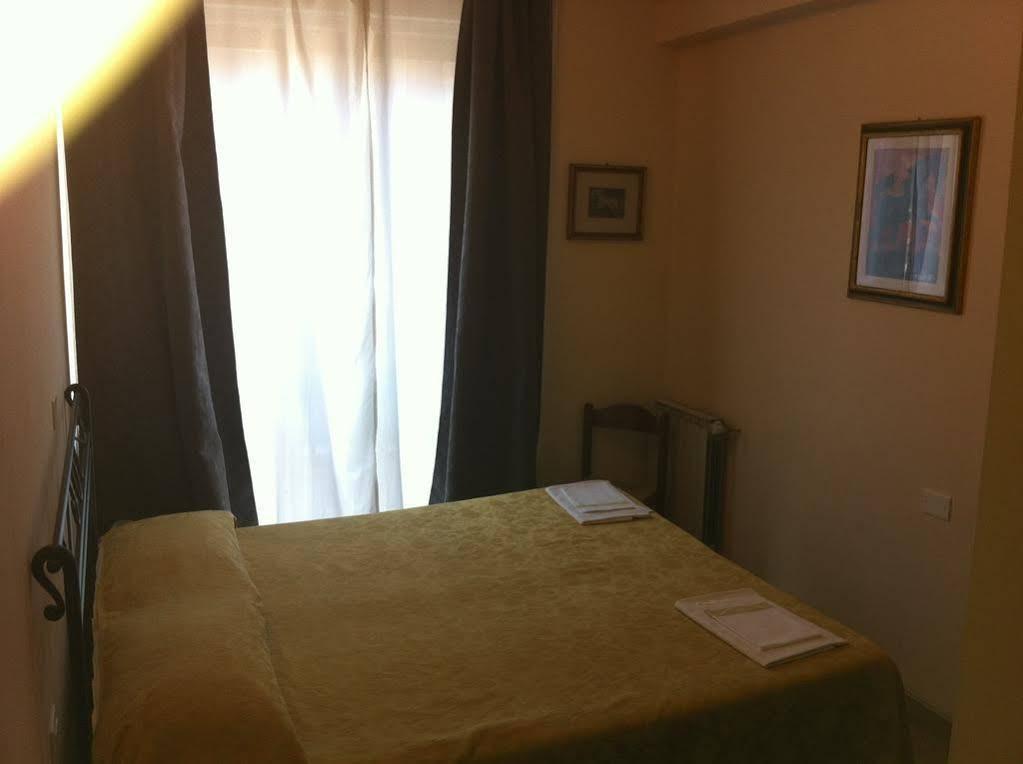 Hotel Por Santa Maria Φλωρεντία Εξωτερικό φωτογραφία